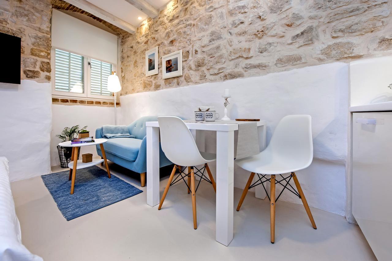 Luna Rooms&Studios Rovinj Exterior foto