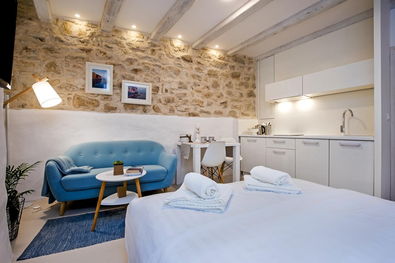 Luna Rooms&Studios Rovinj Exterior foto