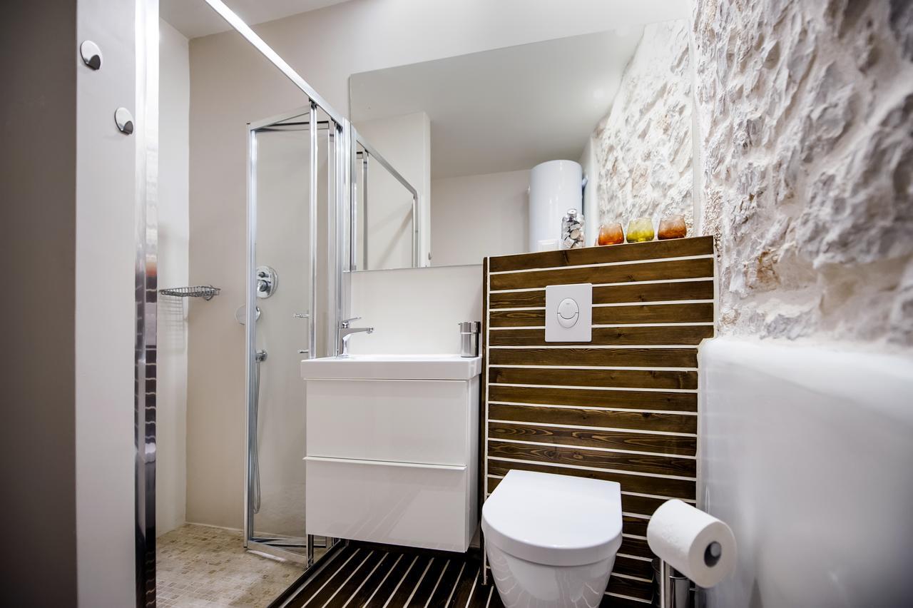 Luna Rooms&Studios Rovinj Exterior foto