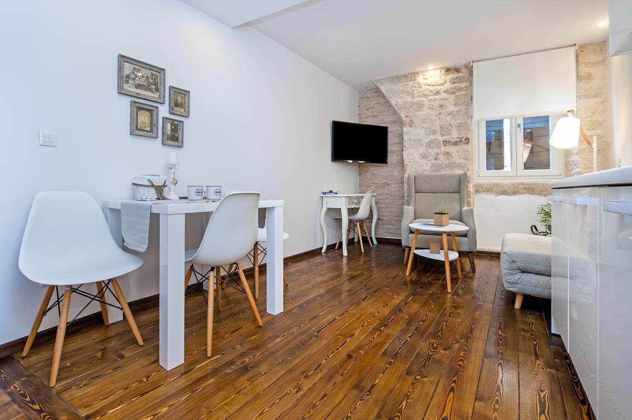 Luna Rooms&Studios Rovinj Exterior foto