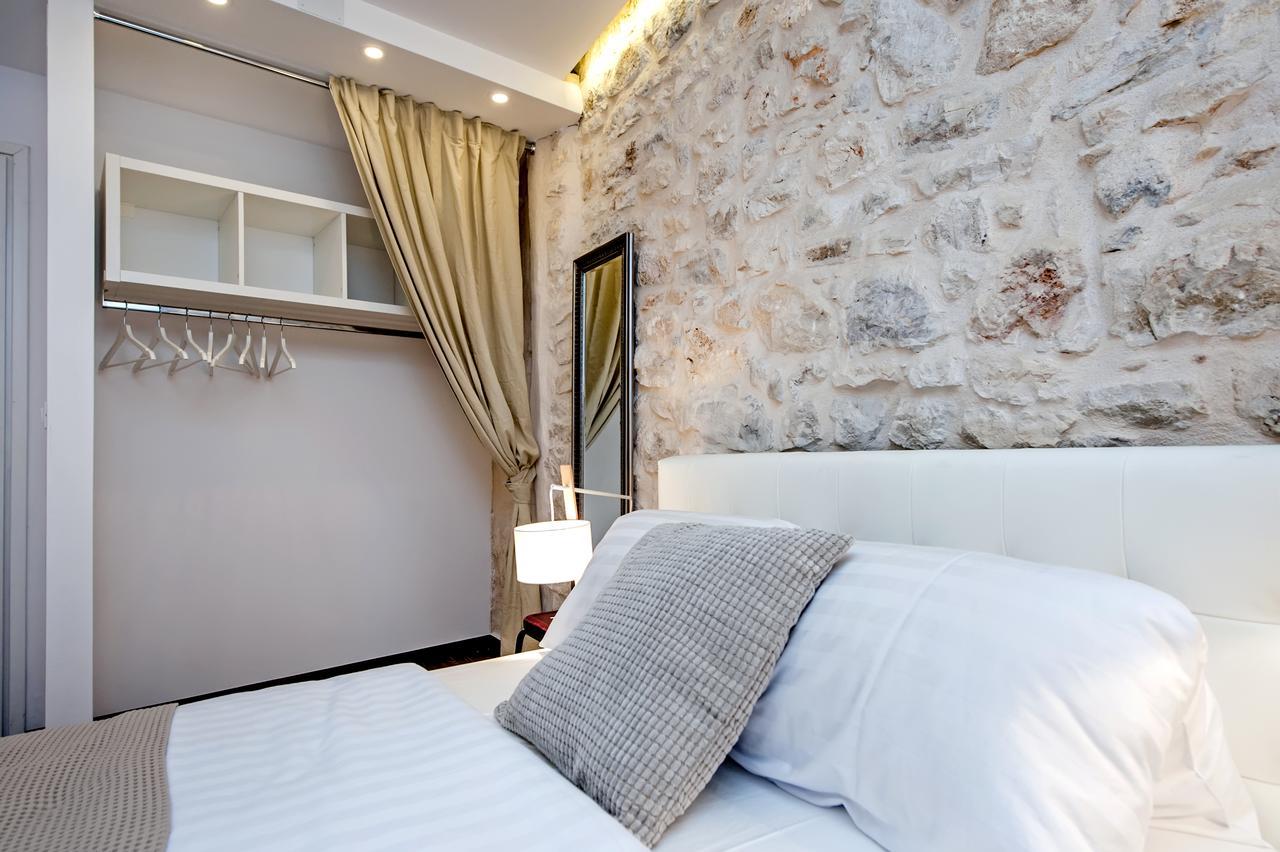 Luna Rooms&Studios Rovinj Exterior foto