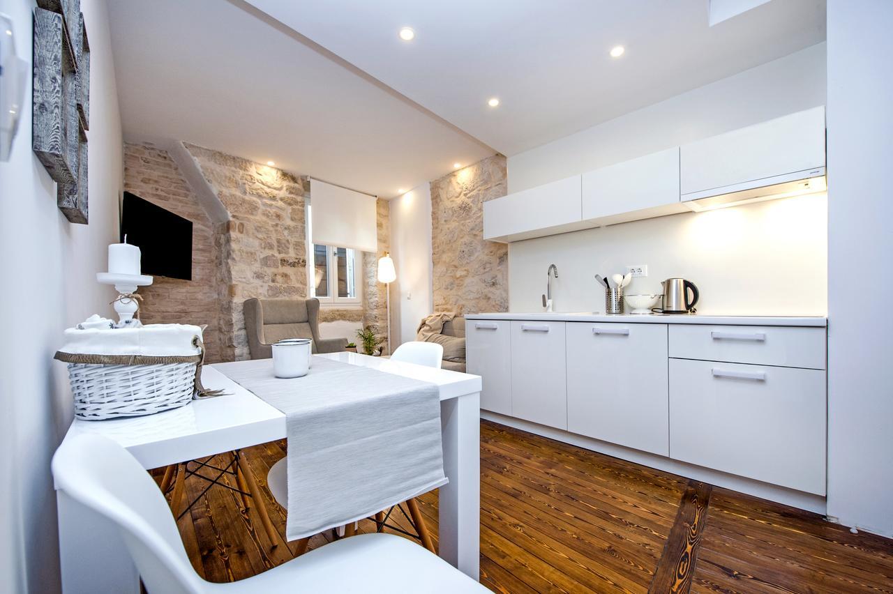 Luna Rooms&Studios Rovinj Exterior foto
